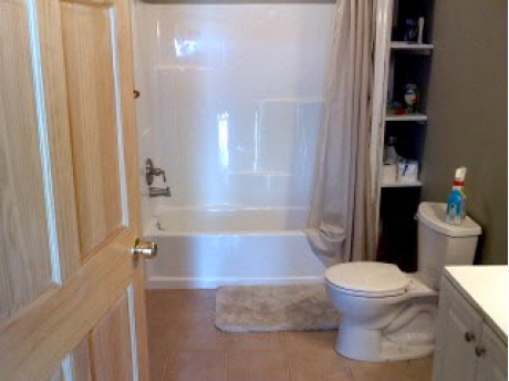 Main floor, full bath